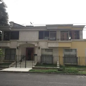casa-castillo-cali.cali-hotels.com/